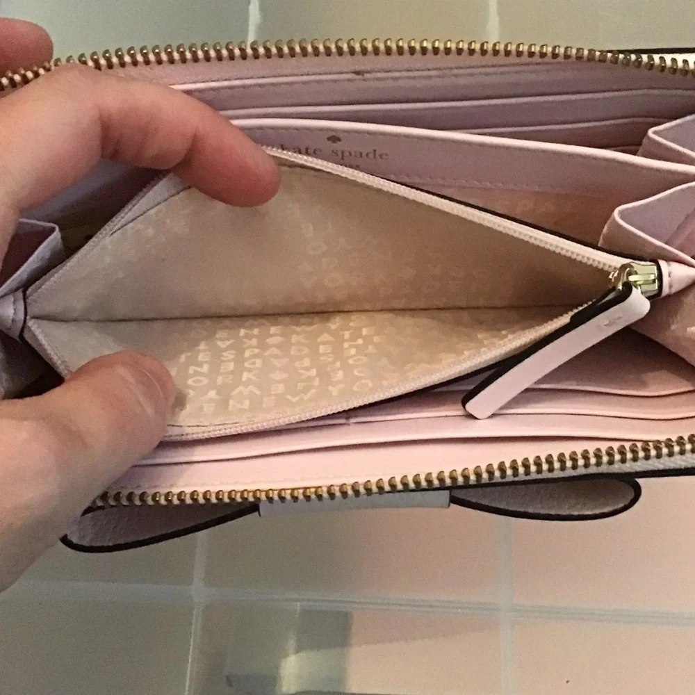 Kate Spade Blush Bow Wallet - Picture 12 of 12